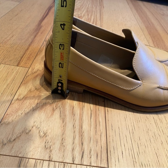 Everlane Womens The Modern Loafers Size 6.5 Pointed Toe Sand Tan - Picture 5 of 7